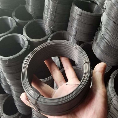 Technik Warmwalzen Kohlenstoffstahl Drahtstange 5,5 mm 6,5 mm SAE1008 Q195 für Ihr Angebot