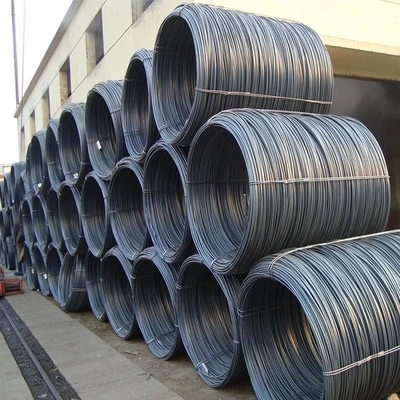 1.8-2.4 Tonnen Spulengewicht SAE1008 SAE1006 Heißgetränkte galvanisierte Stahldrahtstange aus Kohlenstoff