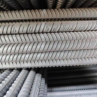HRB400 HRB500 8 mm 10 mm 12 mm Eisenstange Stahlstange Verformung von Betonverstärkung