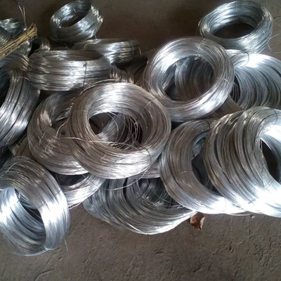 SAE 1008/1006 0,3 mm-6,5 mm ASTM 14 Gauge Warmgewürfelter Verzinkter Stahldraht für Verpackungen