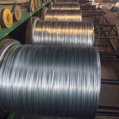 Verzinkte Stahldrahtstange SAE1006/SAE1008 Q195 Glatte Oberfläche für kohlenstoffarme Drähte