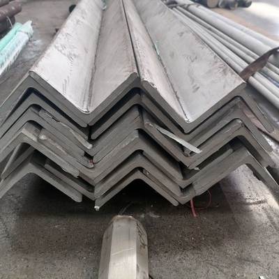 Warmgewalzte Kohlenstoffstahl-Eckwinkel Barwinkel Eisen S235jr S275jr S355jr Ss400 St37 St52