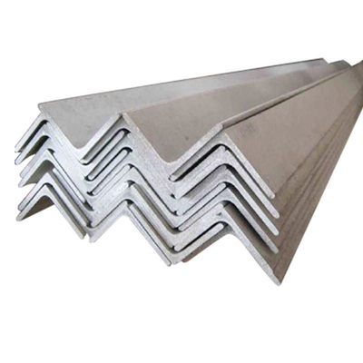 DIN-Standard A36/Q235/S235jr/Ss400 Nichtlegierte Gleichwinkelstahlstange für den Bau