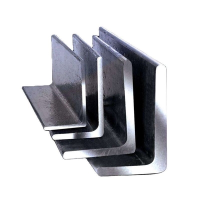 Q235 Q355 Warmgewalzte Kohlenstoffstahl Eckwinkel Bar Winkel Eisen mit Breite 20-240 mm