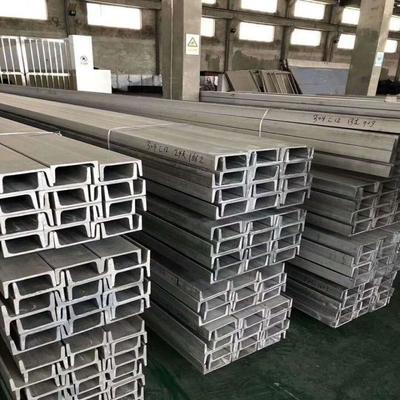 S235jr S355jr A36 Ss400 Stahlprofil warmgewalzt C-Kanal 550 mm Edelstahlrahmen