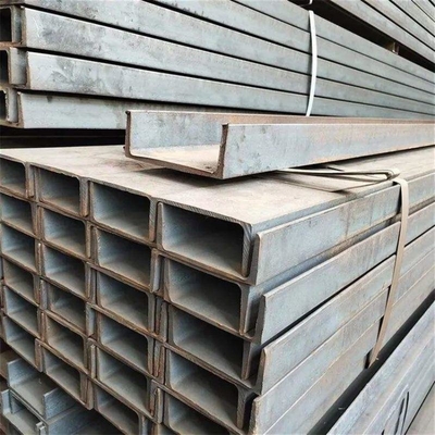 Spezielle Dicke S355jr Stahlkanal einfach oder galvanisiert Breite 40-550 mm oder individuell