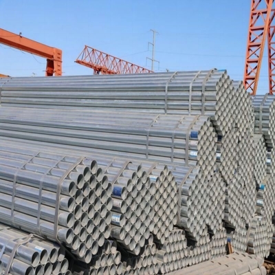 Warmgewalztes verzinktes Stahlrohr, nahtloses Stahlrohr Q235 Q355 S235jr S275jr Ss400 St37