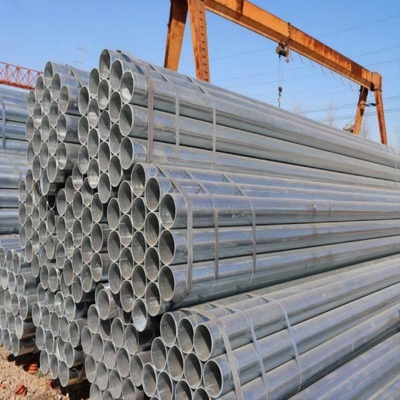 Warmgewalztes verzinktes Stahlrohr, nahtloses Stahlrohr Q235 Q355 S235jr S275jr Ss400 St37