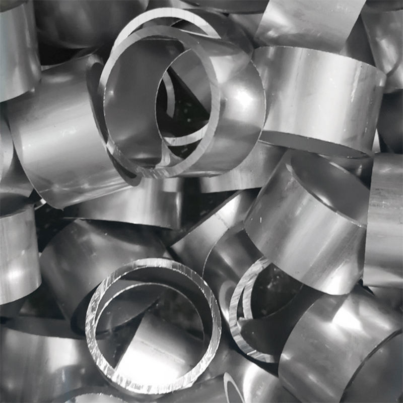 Beschichtete Rollgoldlacke Matte Oberflächenbeschichtung Farbbeschichtung Stuck Aluminiumrohr für Dekorationen